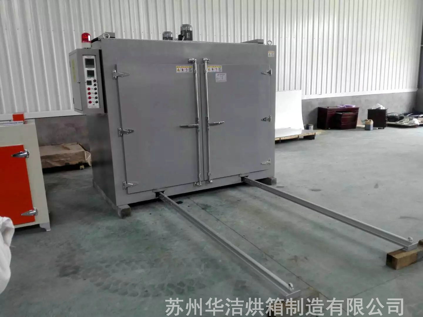 臺車烘箱設(shè)計(jì)上的突出表現(xiàn)